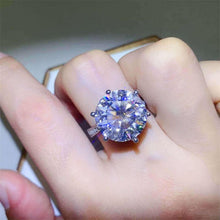 Load image into Gallery viewer, 10 Carat Moissanite 925 Sterling Silver Ring - Ink Wave Creations