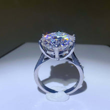 Load image into Gallery viewer, 10 Carat Moissanite 925 Sterling Silver Ring